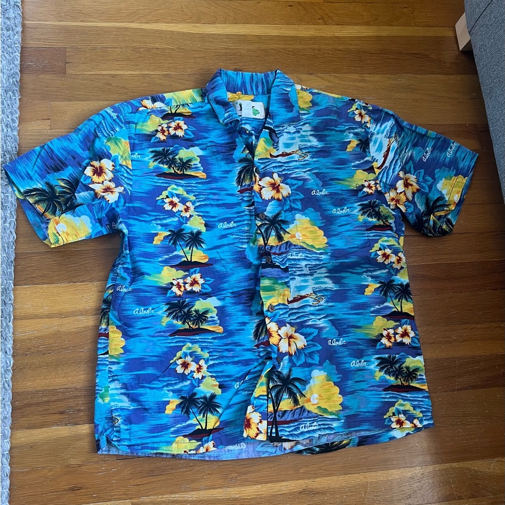 YK'S Hawaiian Aloha Shirt Size Medium